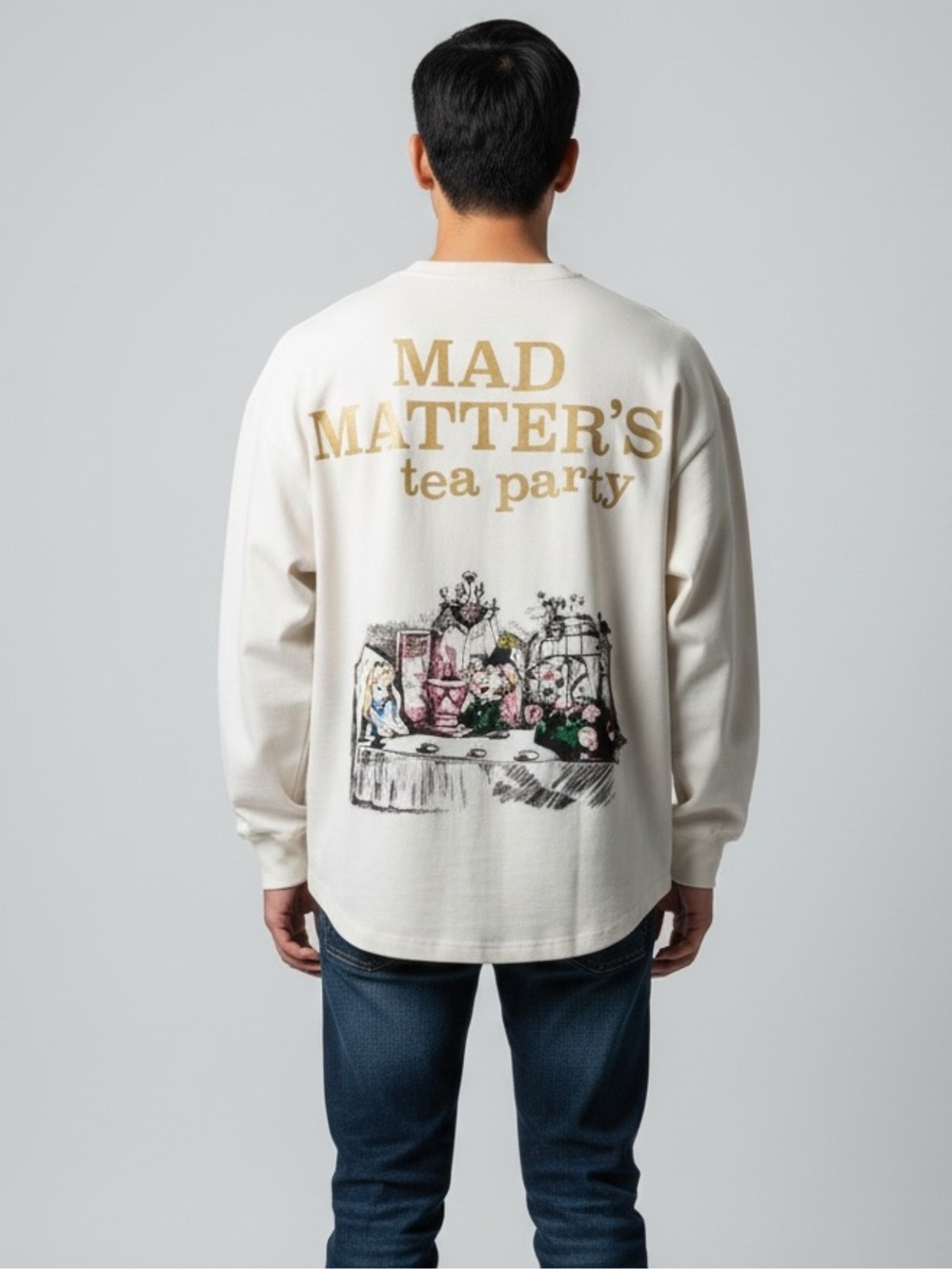 NWT Disney Club 33 Alice in Wonderland Mad Hatter Spirit Jersey Unisex L Rare